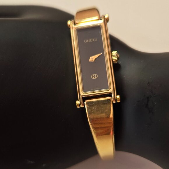 GUCCI Gold Bangle Watch - Picture 1 of 13